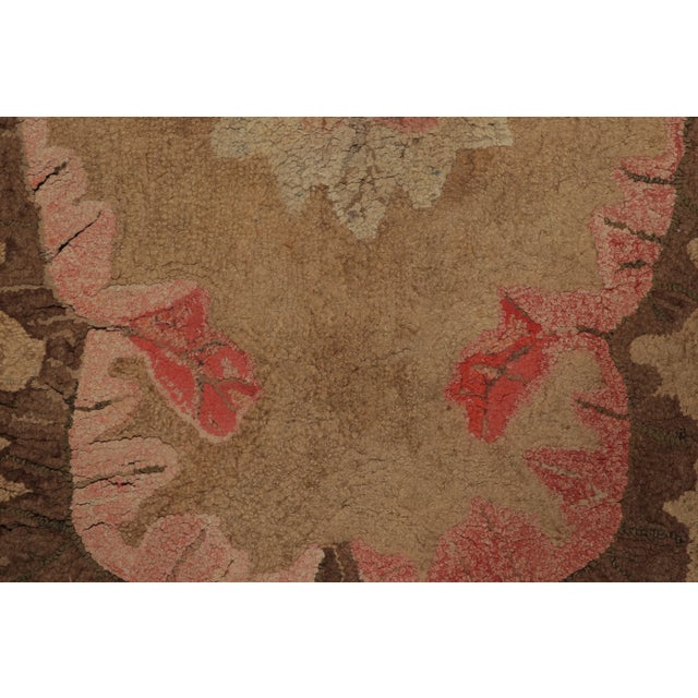 1920s Antique Hooked Rug With Brown Floral Medallion & Vine Border - Rug & Kilim For Sale - Image 5 of 7