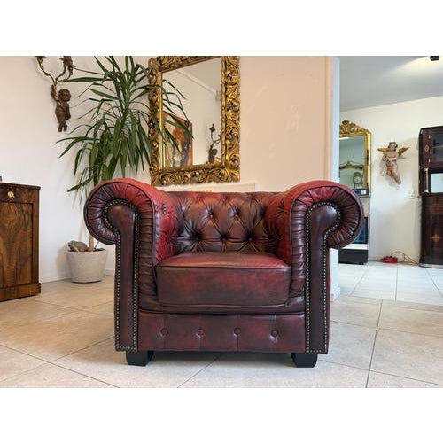 Chesterfield Club Armchair in Leather For Sale - Image 9 of 18
