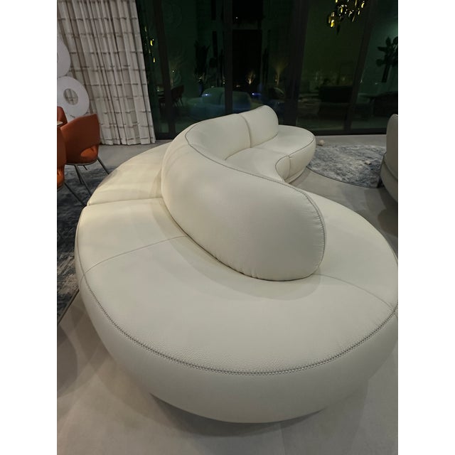 Brand new special order contemporary Italian leather sectional by “Gamma“ . Just arrived never used! Sleek curvy design...