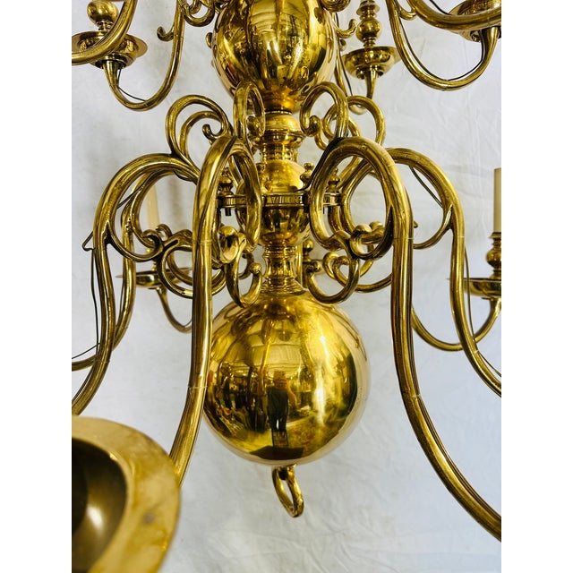 Baroque Antique 17th Century Dutch Brass 16-Light Cannonball Chandelier For Sale - Image 3 of 12