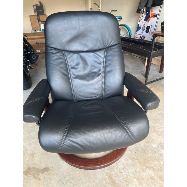 Stressless by Ekornes Leather Recliner – Made in Norway For Sale - Image 4 of 8