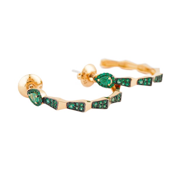 Natural emerald 0.81cts earring in 18k gold For Sale - Image 18 of 18