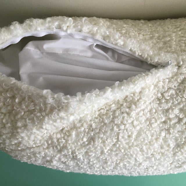 2020s Ivory Teddy Boucle Pillows With Inserts- a Pair For Sale - Image 5 of 6