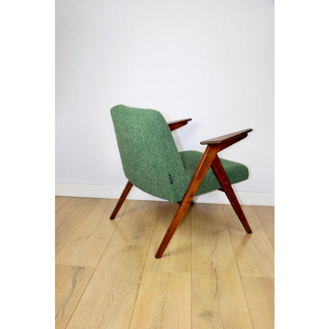 - A vintage Bunny chair - Designed by Jozef Chierowski - from the 1970s - Reupholstered in structural fabric from Boucle...