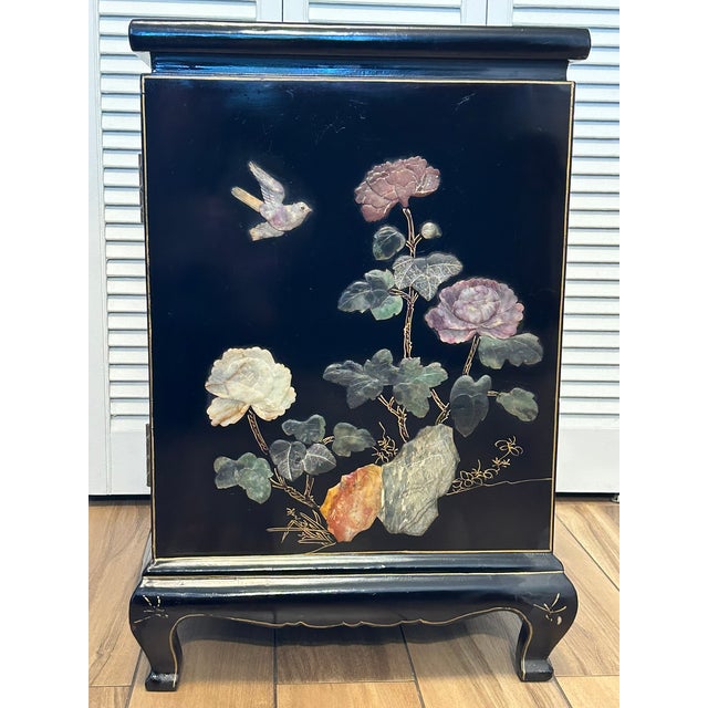 Chinoiserie Late 20th Century Chinese Lacquered Hardstone & Soapstone Inlay Chinoiserie Cabinet Bird & Floral Motif For Sale - Image 3 of 9