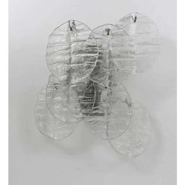 Kalmar Blatt Ice Glass Disc Sconce by J. T. Kalmar for Kalmar, Austria, 1960s For Sale - Image 4 of 11