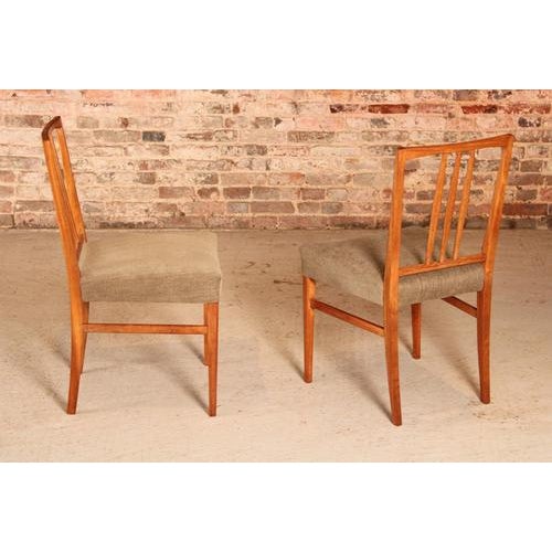 Mid-Century Modern Dining Table and Chairs in Mahogany by Gordon Russell, 1960s, Set of 5 For Sale - Image 14 of 15