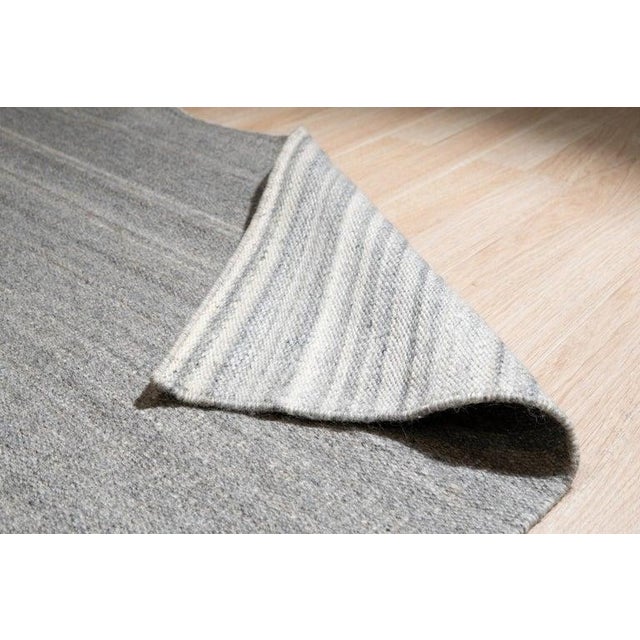 4x6 Gray Handwoven Wool Viscose Subtle Linear Texture Geometric Carpet Rug For Sale In New York - Image 6 of 12
