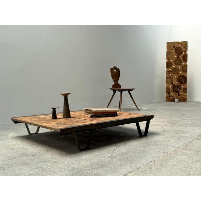 Brown Vintage Industrial Palette Coffee Table in Wood and Steel, Germany, 1930s For Sale - Image 8 of 17