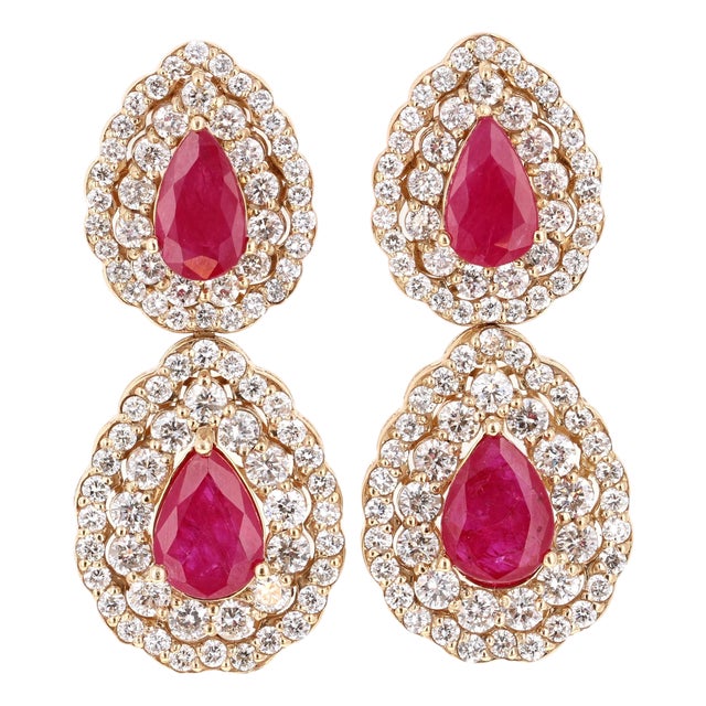 7.77 Carat Natural Ruby Diamond Yellow Gold Drop Earrings, A Pair For Sale