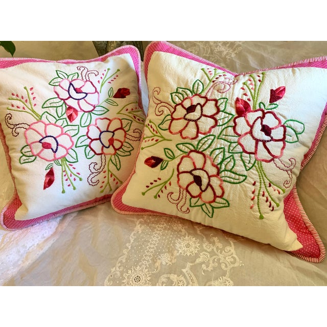 Vintage Pair of Pink & White Rose Hand-Embroidered Decorative Pillows For Sale - Image 4 of 12