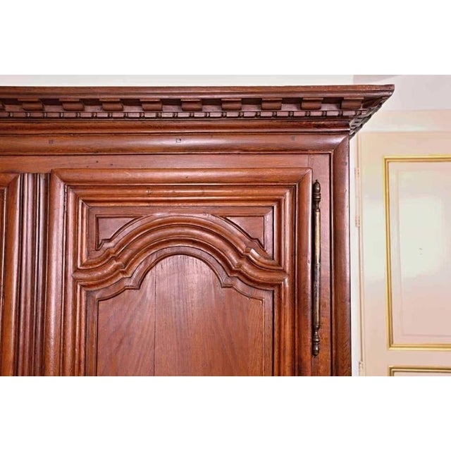 Cabinet made of solid oak. After complete restoration in a professional carpentry workshop. Original fittings. Lock...