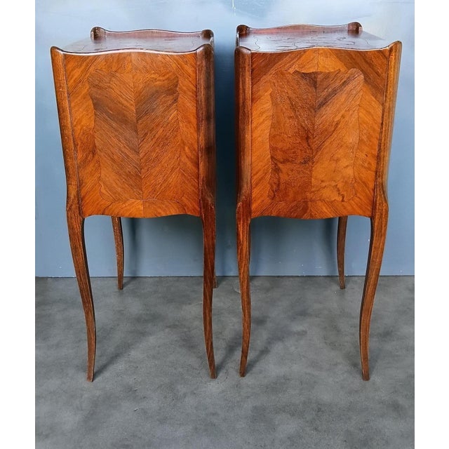 Late 19th Century Pair of French Louis XV Style Rosewood Side Tables Nightstands For Sale In Miami - Image 6 of 8