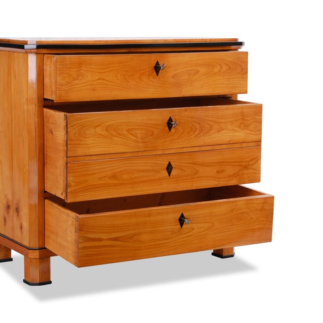 Biedermeier Chest of Drawers in Cherrywood, 1820 For Sale - Image 10 of 14