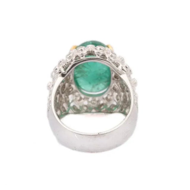 Metal 9.48ct Cabochon Emerald & Diamond Ancient Dome Ring in 18k Solid Gold Size 7 For Sale - Image 7 of 12