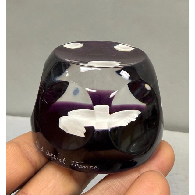 Traditional Late 20th Century Cristal d'Albret France Franklin D Roosevelt Sulphide Paperweight Faceted Purple For Sale - Image 3 of 10