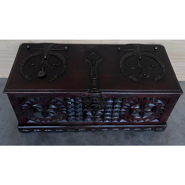Baroque 19th Century Italian Carved Cassone Trunk with Original Hardware, 1890s For Sale - Image 3 of 18
