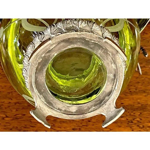 Early 20th Century Wmf Art Nouveau Silverplated Dragonfly Motif & Engraved Green Crystal Box For Sale - Image 11 of 12