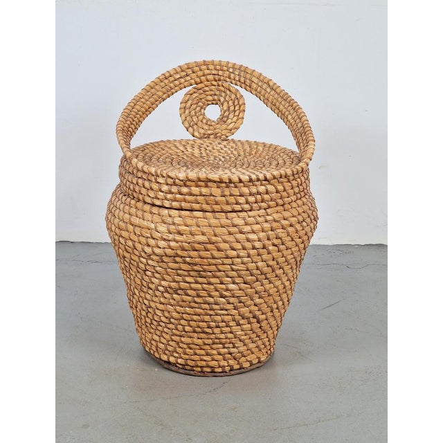 1960s Vintage Straw and Wicker Stool with Storage Basket, 1960s For Sale - Image 5 of 12
