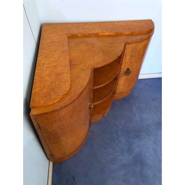 Tan Art Deco French Maple Corner Cupboard, 1940s For Sale - Image 8 of 18