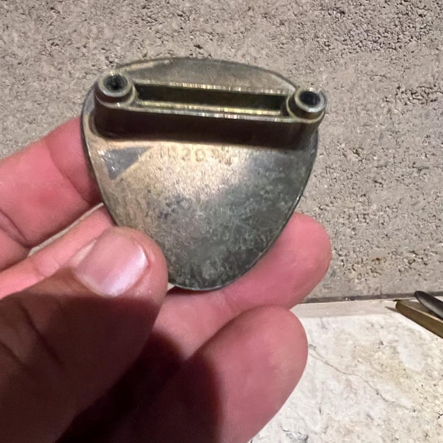 AMBIANIC presents Set of Six Modernist Gold Pull Handles 6 handles 2 h x 2 w x 1 d Preowned vintage condition Refer to...