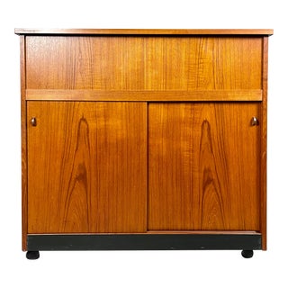 Mid Century Danish Modern Teak Dry Bar Cart by Poul Heltberg Mobler For Sale