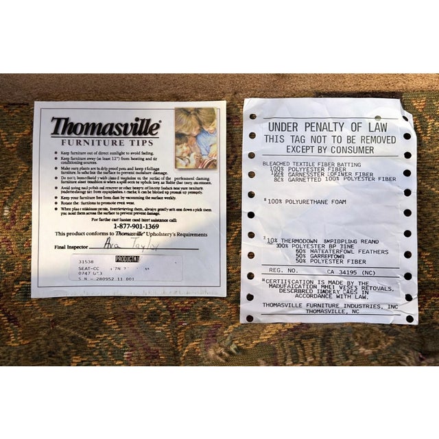 Late 20th Century French Provincial Louis XV Style Carved Armchair by Thomasville With Antiqued Frame & Tapestry Upholstery For Sale - Image 10 of 10