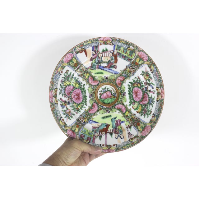 Rose Hand Painted Chinese Famille Rose Medallion 10” Plate With People For Sale - Image 8 of 12