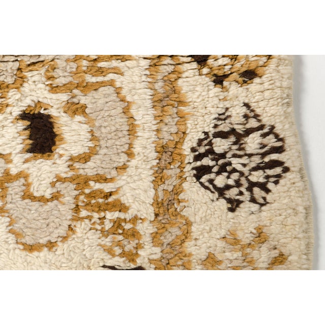 Mid 20th Century Handwoven Turkish Area Rug For Sale - Image 6 of 10
