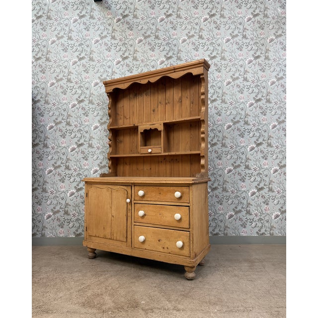 Antique English Two-Part Buffet in Pine, 1890s For Sale - Image 18 of 18