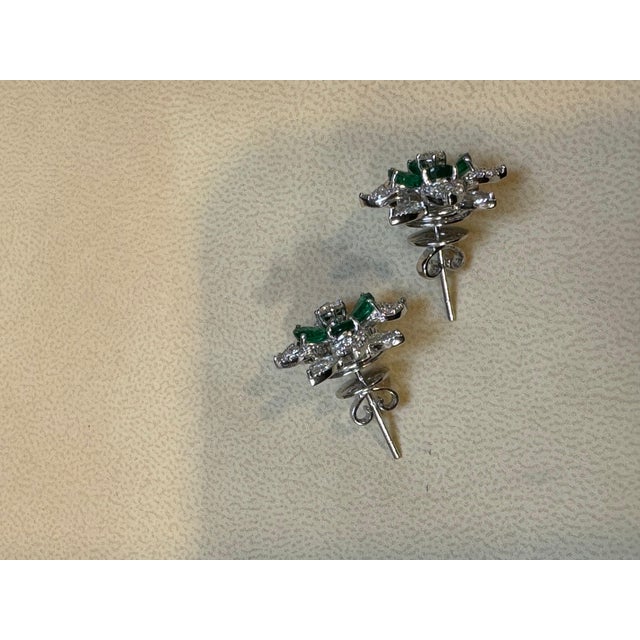 2.5Ct Natural Zambian Emerald & 1.75 Ct Diamond & Rose cut Diamond Earring 18KG For Sale - Image 13 of 18