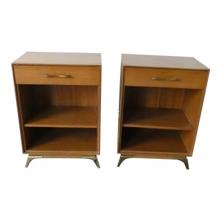 1970s R-Way Furniture Mid-Century Modern Nightstands - A Pair For Sale
