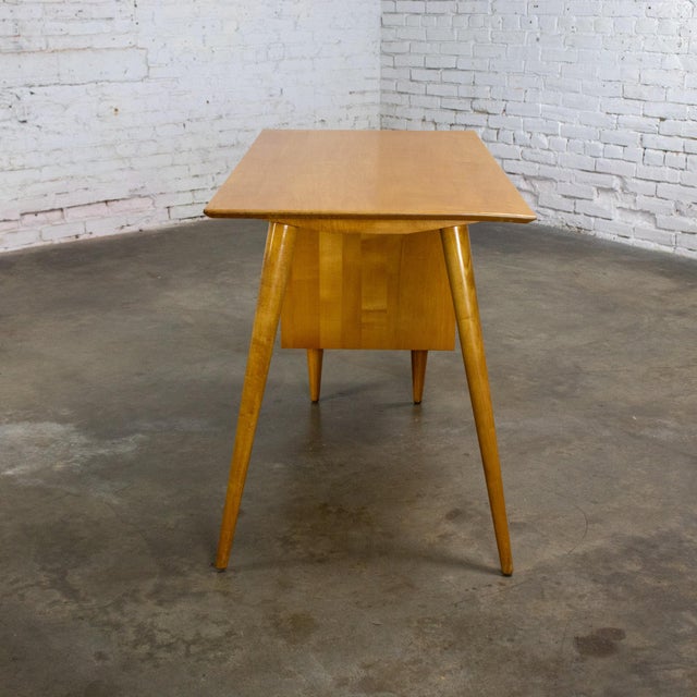 Mid-20th Century MCM Maple Student Desk #1560 Planner Group for Winchendon by Paul McCobb For Sale - Image 14 of 18