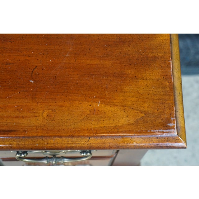Mid Century Mersman Cherry Queen Anne Shell Carved Lowboy Chest Console Table For Sale - Image 6 of 18