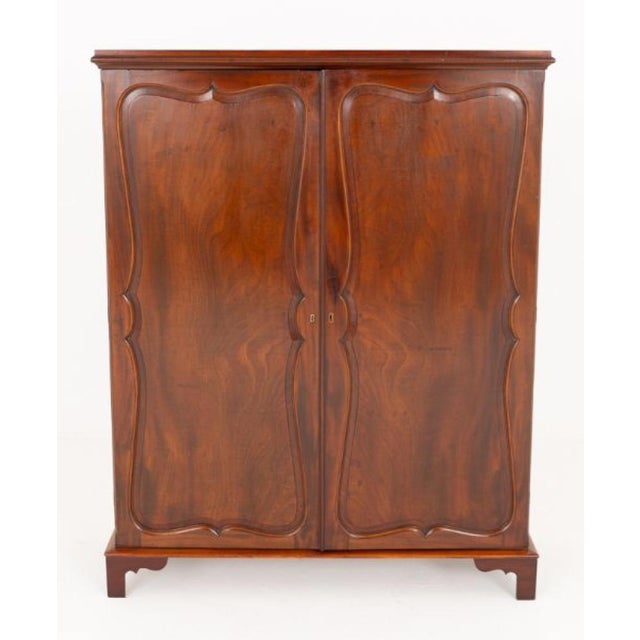 Georgian Hall Cabinet in Mahogany, 1800 For Sale - Image 5 of 7