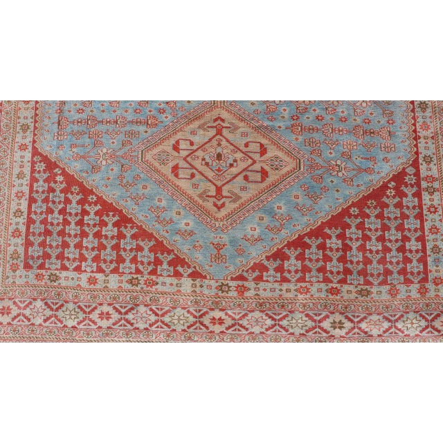 Early 20th Century Antique Persian Qashqai Shiraz Tribal Rug With Latch Hooked Diamond Design For Sale - Image 11 of 13