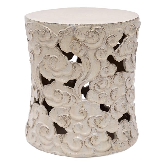 Early 20th Century Chinese Milky White Cloud Garden Stool For Sale