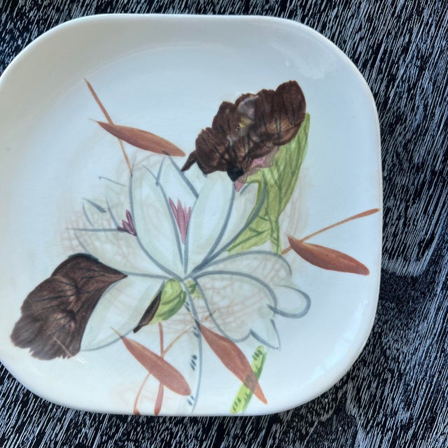 1950s Red Wing Pottery Lotus Bronze - Set of 34 For Sale - Image 12 of 12