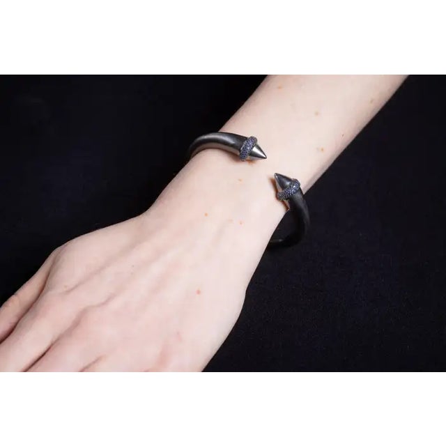 Contemporary Late 20th Century Sapphire and Oxidized Sterling Silver Cuff Bracelet For Sale - Image 3 of 4