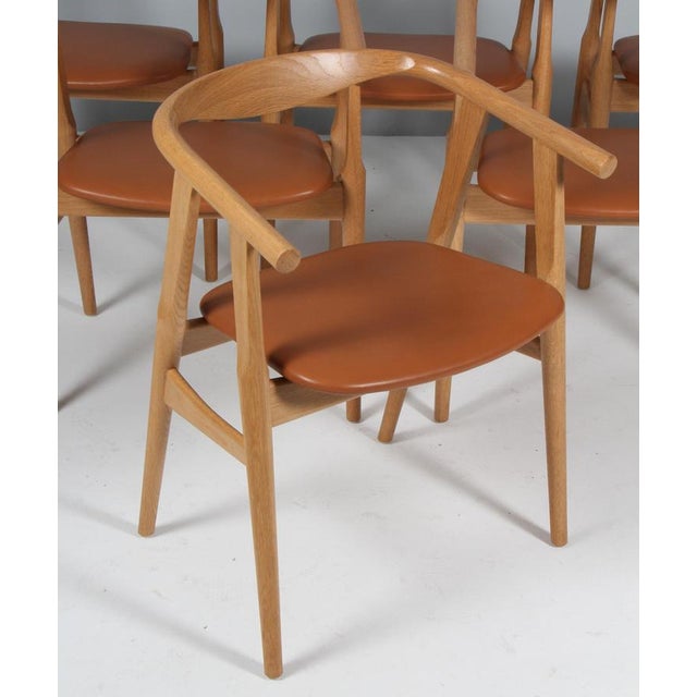 1990s Model GE-525 Armchairs in Oak and Aniline Leather by Hans J. Wegner for Getama, 1990s, Set of 6 For Sale - Image 5 of 12