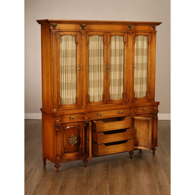 Daniel Jones Inc. Custom Regency Style Bookcase or China Cabinet For Sale In Philadelphia - Image 6 of 18