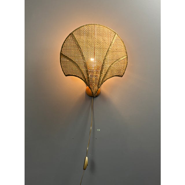 1970s Vintage Italian Rattan Wicker Pine and Brass Scallop Wall Sconces, 1970s, Set of 2 For Sale - Image 5 of 18
