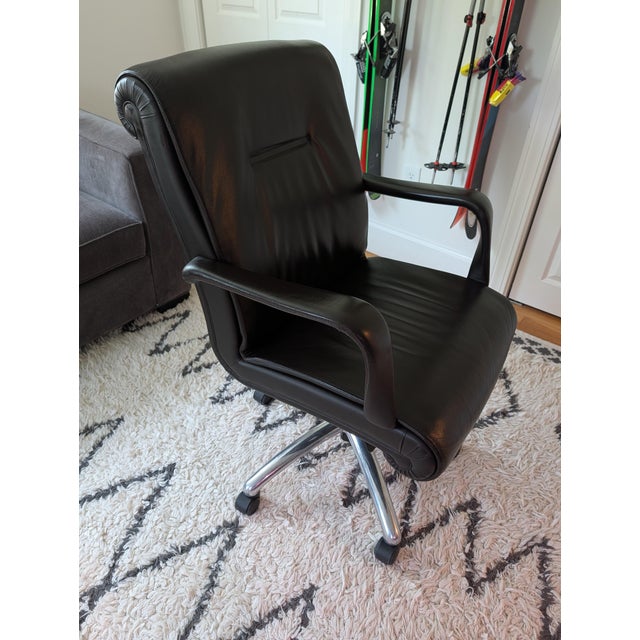 Contemporary Poltrona Frau Forum Executive Office Chair For Sale - Image 3 of 5
