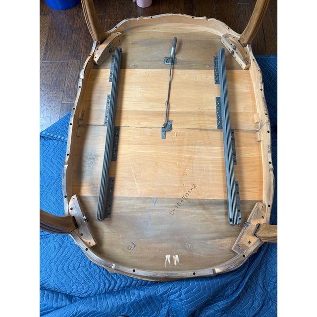 Wood Vintage 1962 Thomasville Tableau Country French Dining Set – 6 Cane-Back Chairs + Table W/ 3 Leaves, Set of 10 For Sale - Image 7 of 12