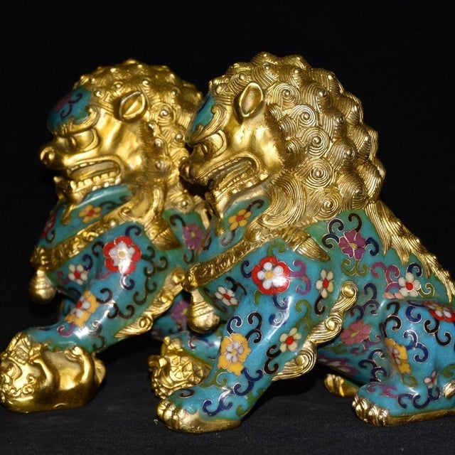 Late 20th Century Pair of Vintage Cloisonné Gilt Bronze Guardian Lion Statues With Turquoise Enamel For Sale - Image 5 of 11