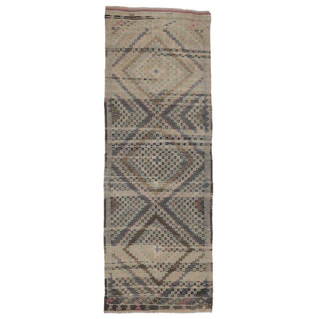 Textile Mid 20th Century Embroidered Vintage Turkish Kilim Rug For Sale - Image 7 of 7