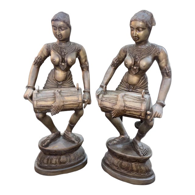 Vintage 1930s Aspara Musical Ladies Playing Dholak Indian Bronze Statues - Set of 2 For Sale