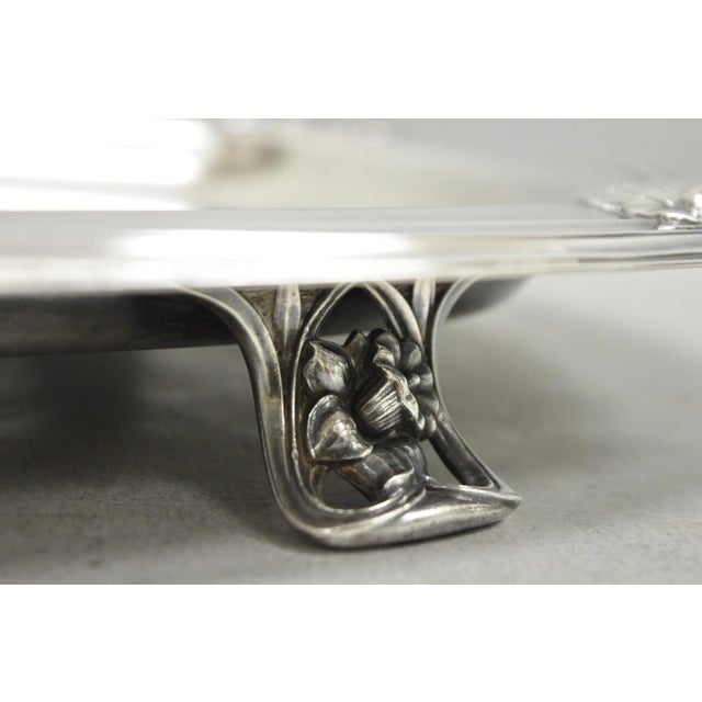 Metal Vintage 1847 Rogers Bros Daffodil 9910 Silver Plated Meat Serving Platter Tray For Sale - Image 7 of 14