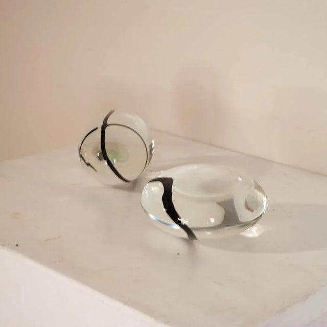 Smoothing Stone Shaped Papercare in Murano Glass with Black Veins, 1960s, Set of 2 For Sale - Image 4 of 8