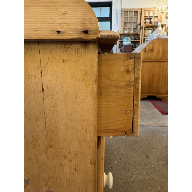 Mid 19th Century Pine Washstand For Sale - Image 6 of 13